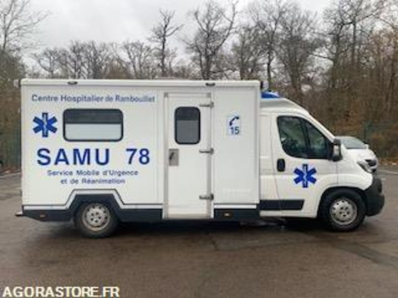 FL-015-DH - Non Roulant - PEUGEOT BOXER - SMUR - VASP - 167 008 Kms - Panel van: picture 2 FL-015-DH - Non Roulant - PEUGEOT BOXER - SMUR - VASP - 167 008 Kms - Panel van: picture 2