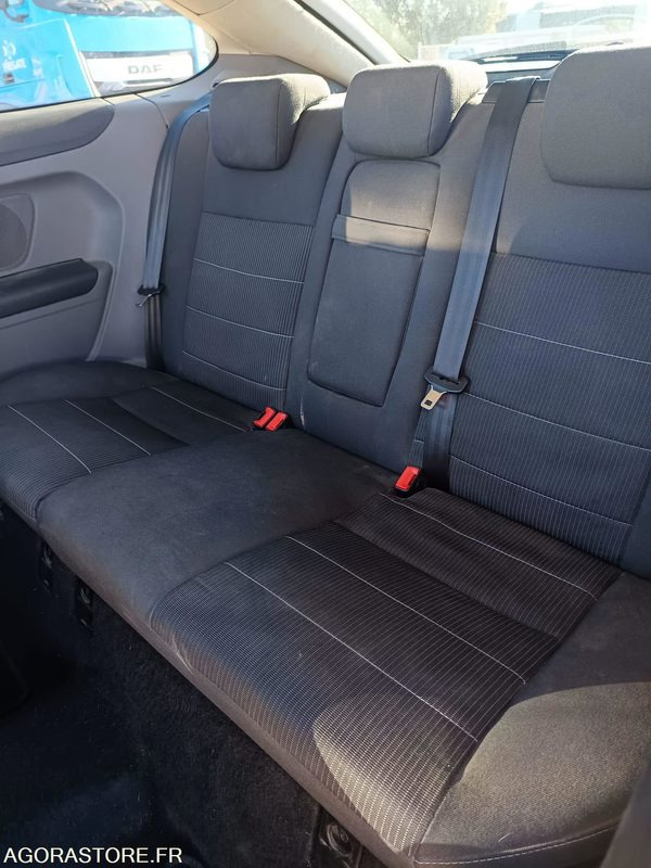 Car FORD FOCUS 1.6 TDCI 90CH - 2009 - 187000KMS: picture 12