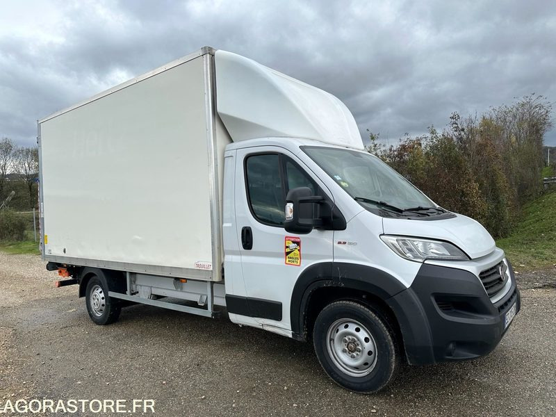 FOURGON - FIAT - DUCATO CAISSE 20m3 HAYON - 2018 / 108.000 KM - Panel van: picture 1 FOURGON - FIAT - DUCATO CAISSE 20m3 HAYON - 2018 / 108.000 KM - Panel van: picture 1