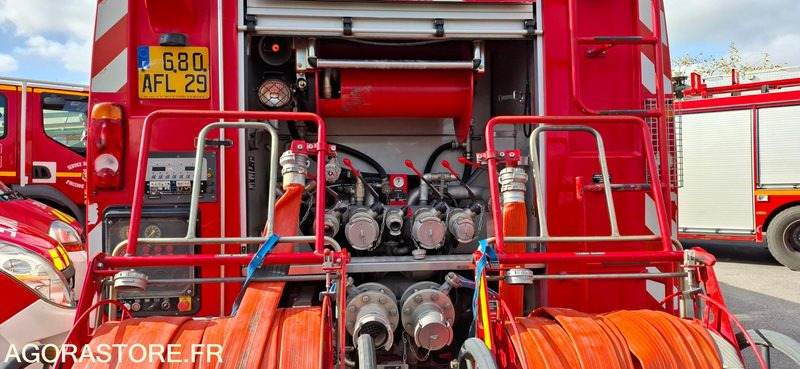 FOURGON POMPE TONNE - RENAULT MIDLUM - 680 AFL 29 - Fire engine: picture 4 FOURGON POMPE TONNE - RENAULT MIDLUM - 680 AFL 29 - Fire engine: picture 4