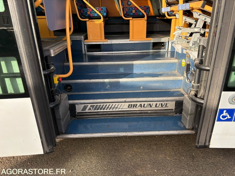 IRISBUS RECREO CLIMATISE NON ROULANT DE 2011 - School bus: picture 3 IRISBUS RECREO CLIMATISE NON ROULANT DE 2011 - School bus: picture 3