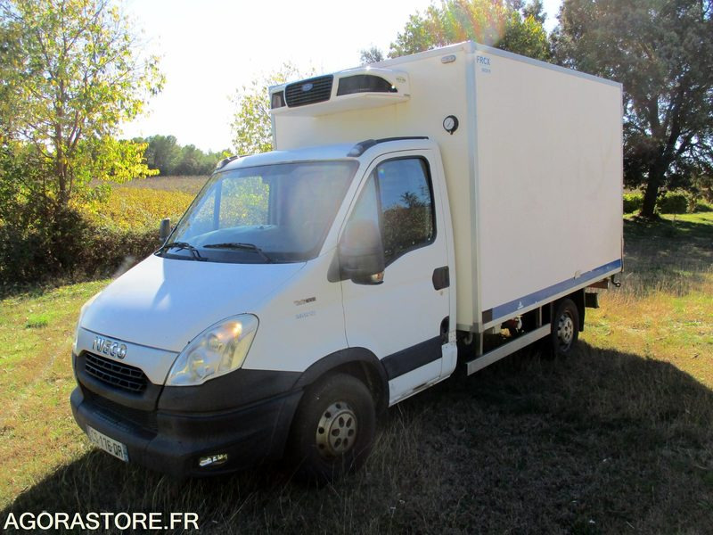 IVECO 35S13 de 2013 chassis cabine frigorifique idéal pour modifié en benne - Refrigerated delivery van: picture 1 IVECO 35S13 de 2013 chassis cabine frigorifique idéal pour modifié en benne - Refrigerated delivery van: picture 1