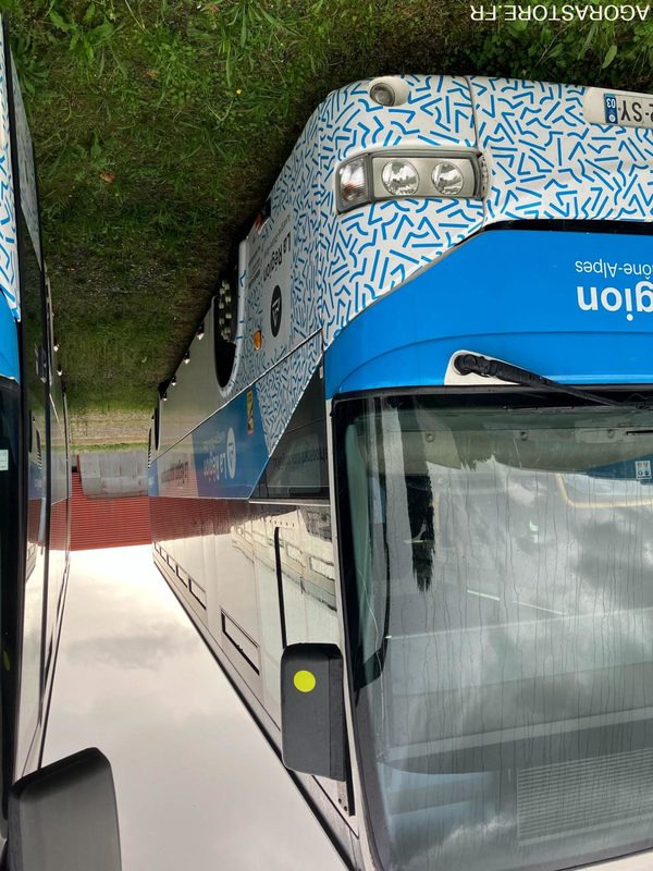 IVECO CROSSWAY 12.80m N°093340 - Minibus, People carrier: picture 3 IVECO CROSSWAY 12.80m N°093340 - Minibus, People carrier: picture 3