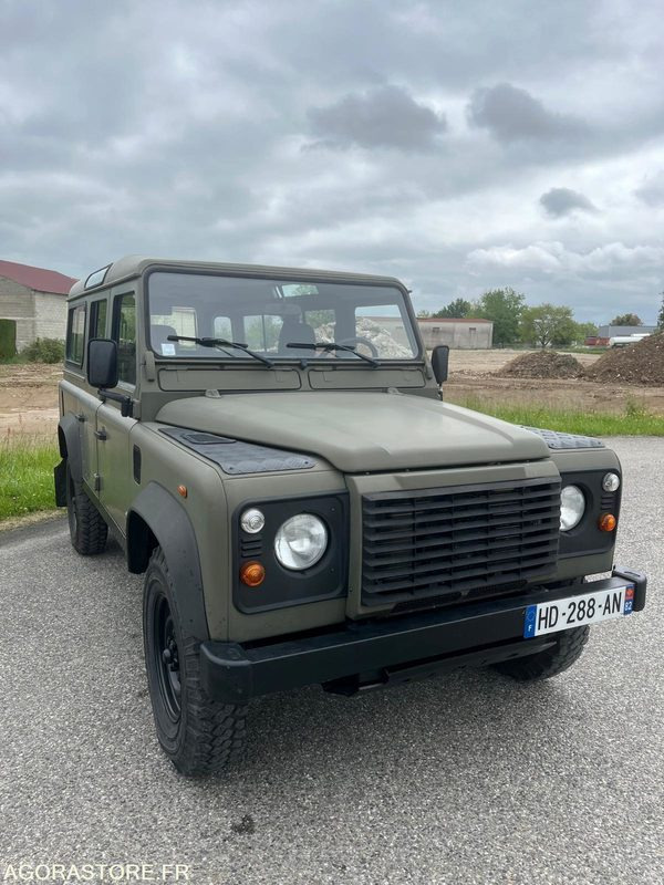 LAND ROVER Defender TD5 9 places de 2006 - SUV: picture 1 LAND ROVER Defender TD5 9 places de 2006 - SUV: picture 1