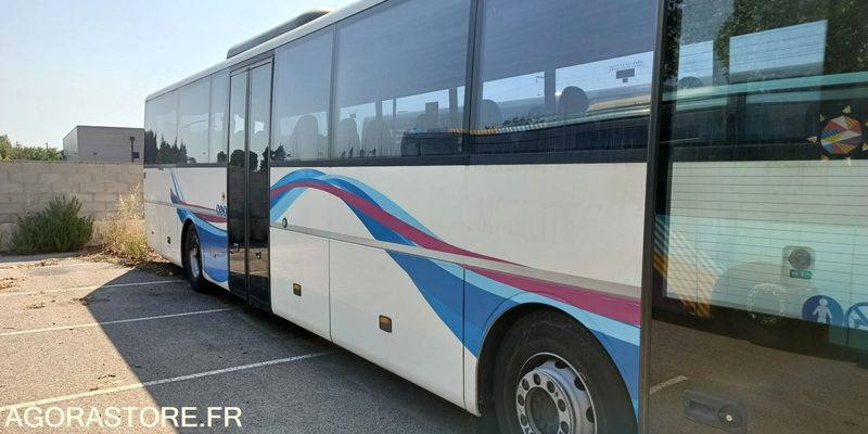 MERCEDES INTOURO N°093029 - Minibus, People carrier: picture 4 MERCEDES INTOURO N°093029 - Minibus, People carrier: picture 4