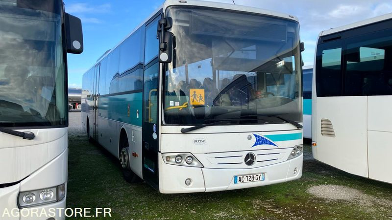 MERCEDES INTOURO N°093252 - School bus: picture 1 MERCEDES INTOURO N°093252 - School bus: picture 1