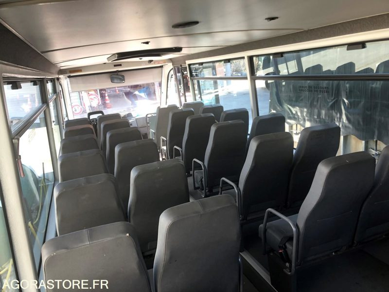 MINI-BUS MERCEDES VARIO - 127178 kms - 2000 - Minibus, People carrier: picture 5 MINI-BUS MERCEDES VARIO - 127178 kms - 2000 - Minibus, People carrier: picture 5
