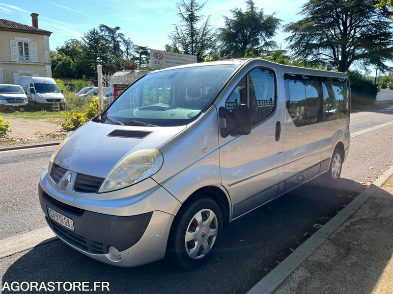 MINIBUS VL - 9 PLACES - TRAFIC - L2 H1 - 115 CH - CLIM- 165200 KMS - ATTELAGE - Minibus, People carrier: picture 3 MINIBUS VL - 9 PLACES - TRAFIC - L2 H1 - 115 CH - CLIM- 165200 KMS - ATTELAGE - Minibus, People carrier: picture 3
