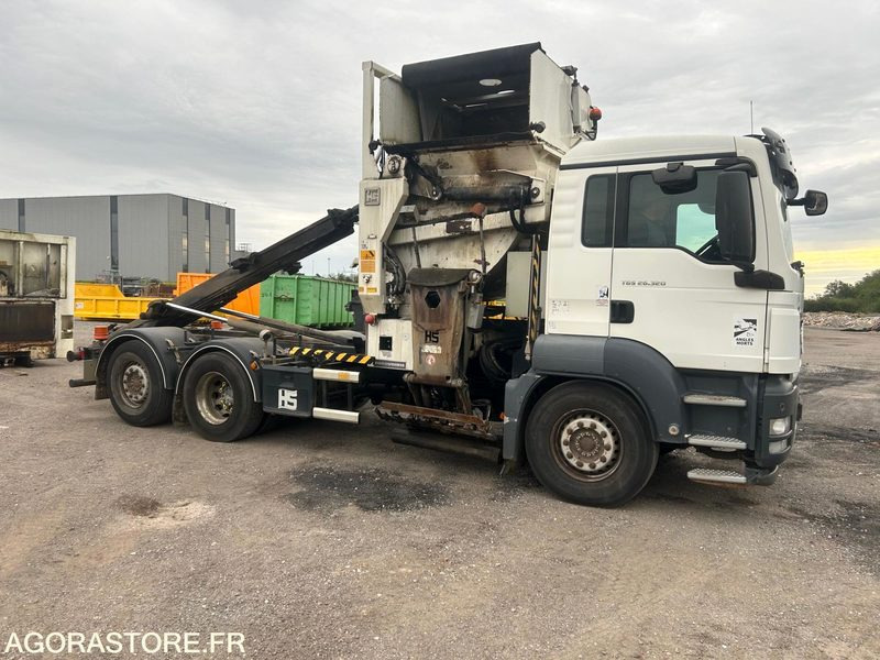 Man compacteur polybenne - 2011 - 325 000km - Refuse truck: picture 1 Man compacteur polybenne - 2011 - 325 000km - Refuse truck: picture 1