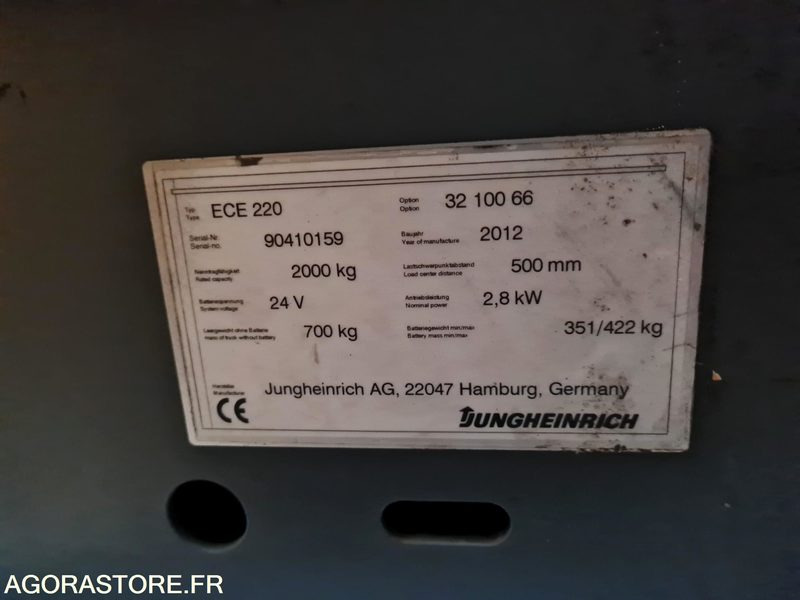 PREPARATEUR DE COMMANDE JUNGHEINRICH ECE220 - 2012 - 2391 HEURES - Material handling equipment: picture 2 PREPARATEUR DE COMMANDE JUNGHEINRICH ECE220 - 2012 - 2391 HEURES - Material handling equipment: picture 2