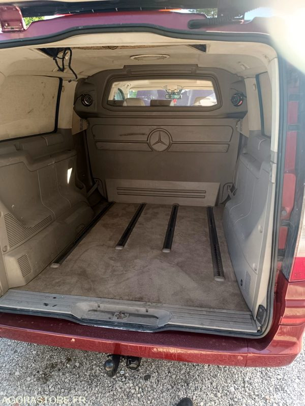 Car Mercedes-Benz Viano 2.2 - 2004 - 230 000: picture 8