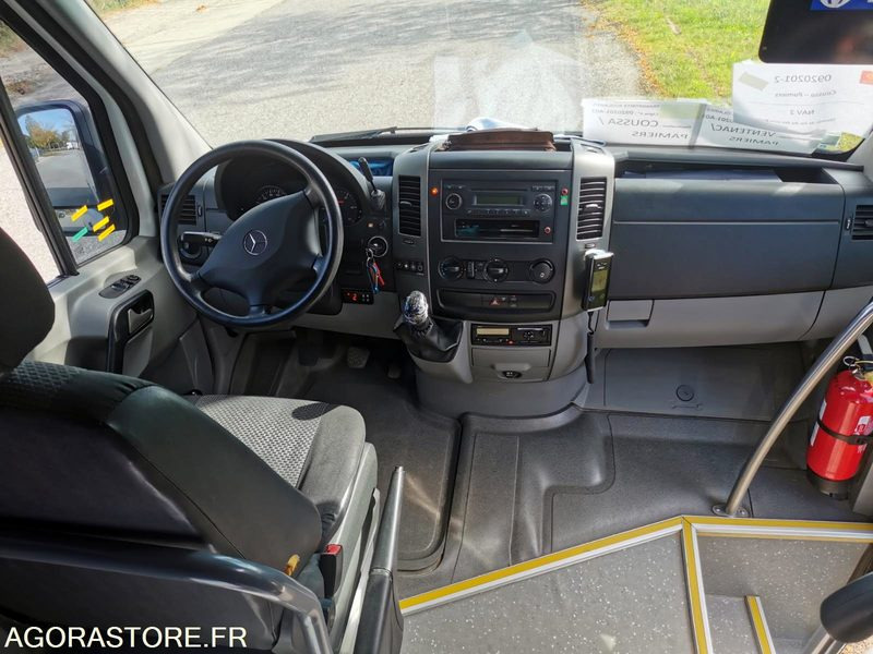 Mercedes sprinter 01/2014 BVM 22+1 places Clim 215000 kms ralentisseur - Minibus, People carrier: picture 5 Mercedes sprinter 01/2014 BVM 22+1 places Clim 215000 kms ralentisseur - Minibus, People carrier: picture 5