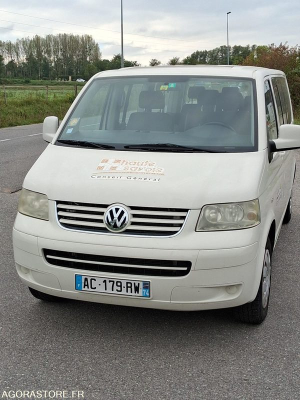 Mini bus / Volkswagen Caravelle - Minibus, People carrier: picture 1 Mini bus / Volkswagen Caravelle - Minibus, People carrier: picture 1