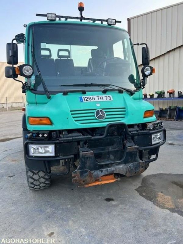 MERCEDES UNIMOG U300C VERSION COMMUNALE 2000 97652 KM - Municipal/ Special vehicle: picture 1 MERCEDES UNIMOG U300C VERSION COMMUNALE 2000 97652 KM - Municipal/ Special vehicle: picture 1