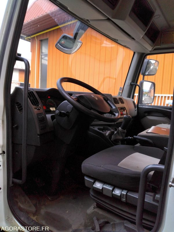 RENAULT MIDLUM 190 NACELLE - Other machinery: picture 5 RENAULT MIDLUM 190 NACELLE - Other machinery: picture 5