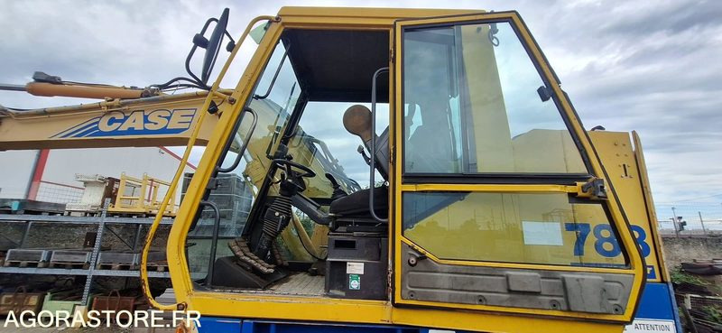 PELLE RAIL / ROUTE - CASE 788 PRR - 1999 / 13858 HEURES (3003381) - Wheel excavator: picture 4 PELLE RAIL / ROUTE - CASE 788 PRR - 1999 / 13858 HEURES (3003381) - Wheel excavator: picture 4