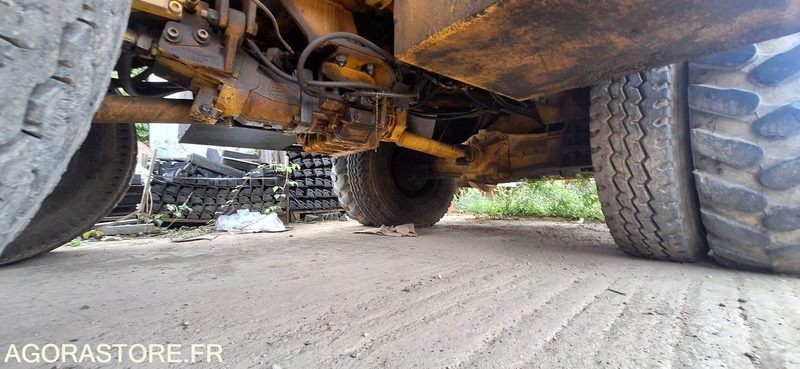 PELLE RAIL / ROUTE - CASE 788 PRR - 1999 / 13858 HEURES (3003381) - Wheel excavator: picture 5 PELLE RAIL / ROUTE - CASE 788 PRR - 1999 / 13858 HEURES (3003381) - Wheel excavator: picture 5