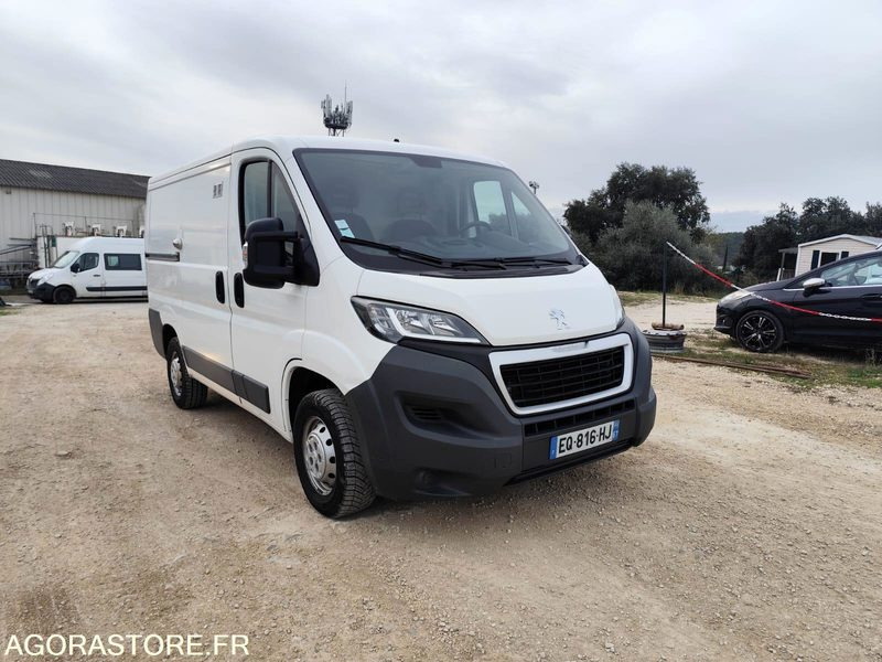 PEUGEOT BOXER L1H1 2.0 BlueHDi 110CH - 2017 - 239000KMS - Small van: picture 1 PEUGEOT BOXER L1H1 2.0 BlueHDi 110CH - 2017 - 239000KMS - Small van: picture 1