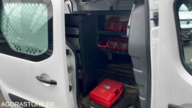 PEUGEOT PARTNER DANGEL - 2016 - 194550KM - EE566FD - Small van: picture 5 PEUGEOT PARTNER DANGEL - 2016 - 194550KM - EE566FD - Small van: picture 5