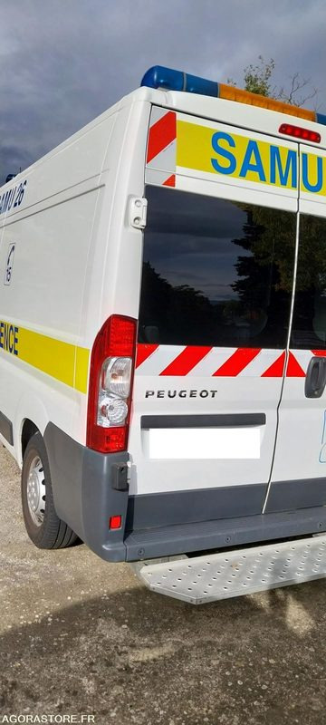 Peugeot BOXER, 3L HDI, 2012, 329317 kms, moteur 63435kms - Ambulance: picture 4 Peugeot BOXER, 3L HDI, 2012, 329317 kms, moteur 63435kms - Ambulance: picture 4
