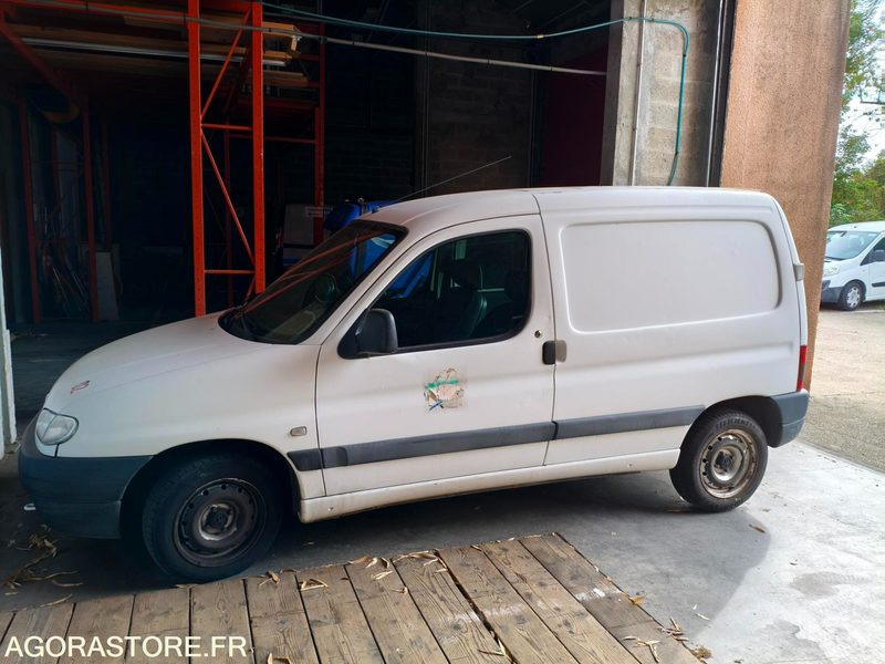 Peugeot Partner - Small van: picture 2 Peugeot Partner - Small van: picture 2