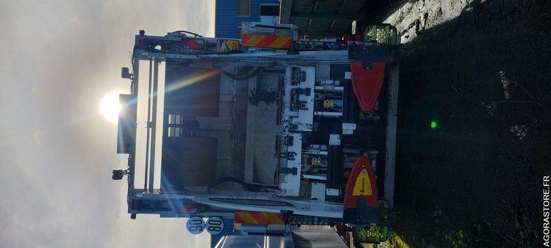 RENAULT 19T/BOM - EL421QN - Refuse truck: picture 3 RENAULT 19T/BOM - EL421QN - Refuse truck: picture 3