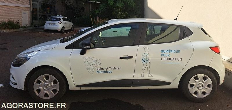 RENAULT - CLIO - 2018 - 79 000 KM - Car: picture 3 RENAULT - CLIO - 2018 - 79 000 KM - Car: picture 3