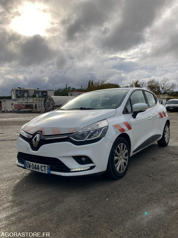 RENAULT CLIO IV diesel - Année 2018 - 312 000km - Car: picture 1 RENAULT CLIO IV diesel - Année 2018 - 312 000km - Car: picture 1