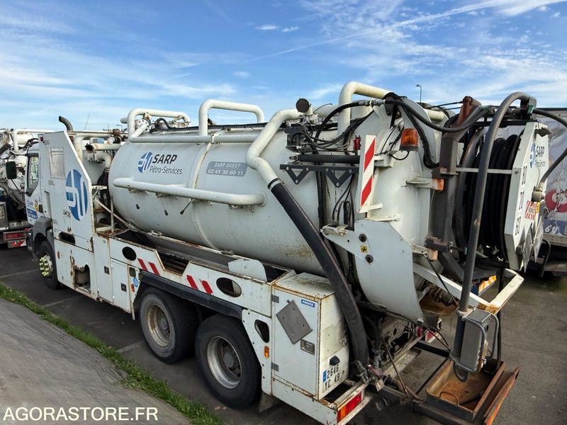 RENAULT HYDROCUREUR ADR 2646-YC-49 VENTE EXPORT EXCLUSIVEMENT - Vacuum truck: picture 3 RENAULT HYDROCUREUR ADR 2646-YC-49 VENTE EXPORT EXCLUSIVEMENT - Vacuum truck: picture 3