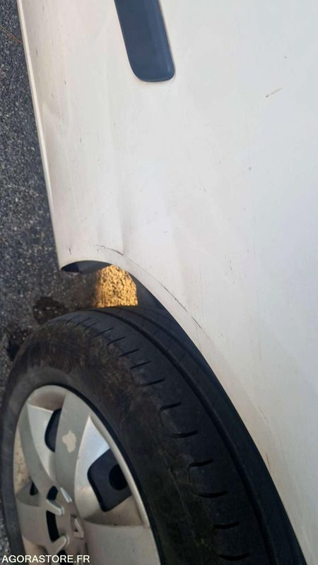 RENAULT KANGOO - 2020 - 142373 KM (FQ-738-XK) - Small van: picture 3 RENAULT KANGOO - 2020 - 142373 KM (FQ-738-XK) - Small van: picture 3