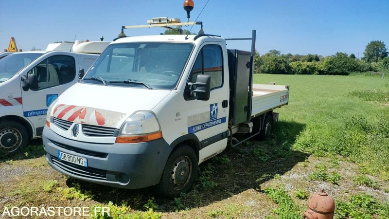 RENAULT MASTER - 2010 - 307041 KM - Panel van: picture 2 RENAULT MASTER - 2010 - 307041 KM - Panel van: picture 2