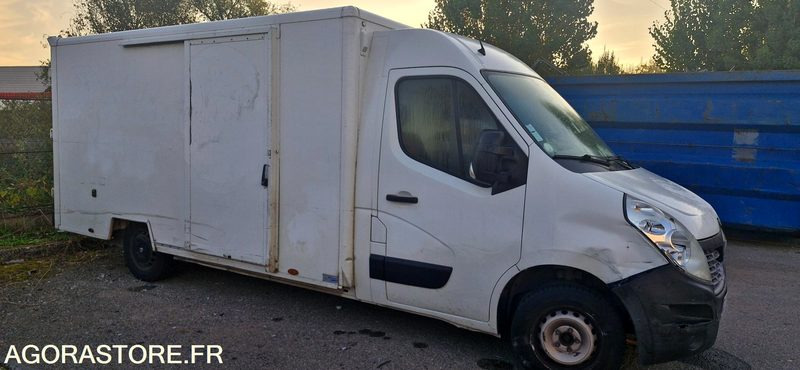 RENAULT MASTER -EC-260-ZZ- 2016 - 210320 KM- NON ROULANT suite accident - Panel van: picture 3 RENAULT MASTER -EC-260-ZZ- 2016 - 210320 KM- NON ROULANT suite accident - Panel van: picture 3