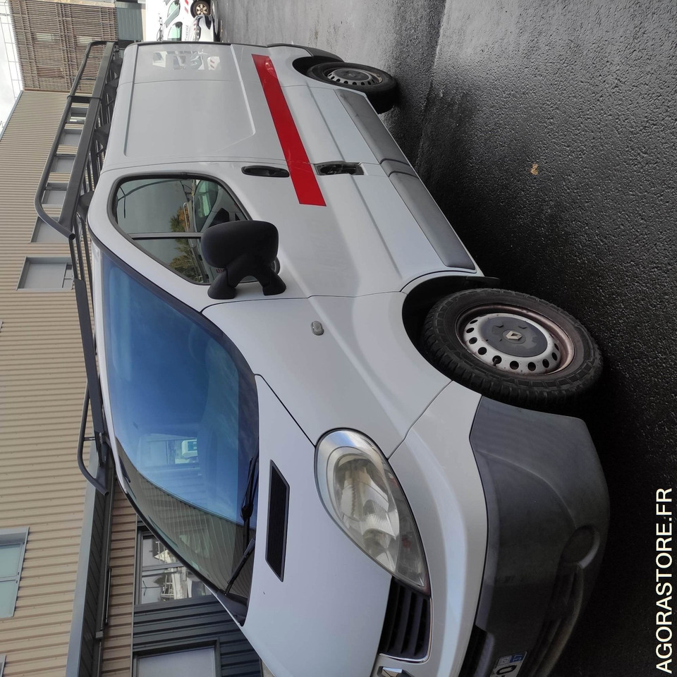 RENAULT - TRAFIC - 2013 / 171683 KMS (CS-775-FQ) - Panel van: picture 2 RENAULT - TRAFIC - 2013 / 171683 KMS (CS-775-FQ) - Panel van: picture 2