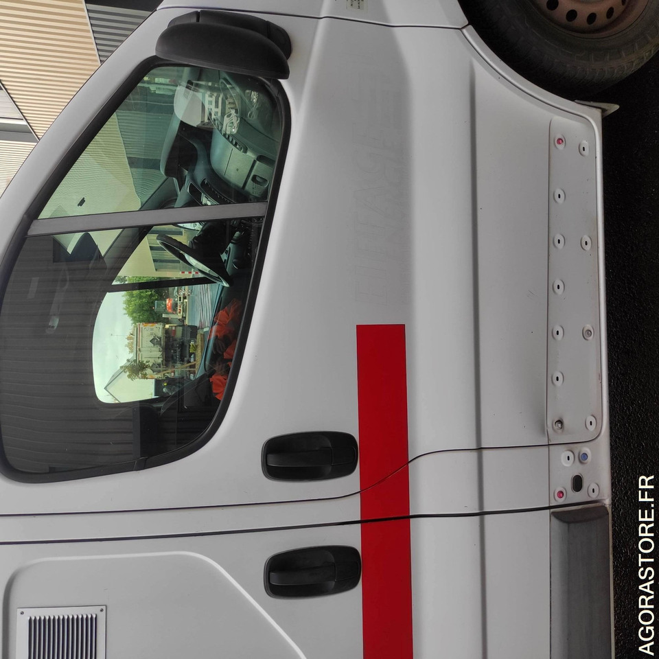 RENAULT - TRAFIC - 2013 / 171683 KMS (CS-775-FQ) - Panel van: picture 4 RENAULT - TRAFIC - 2013 / 171683 KMS (CS-775-FQ) - Panel van: picture 4