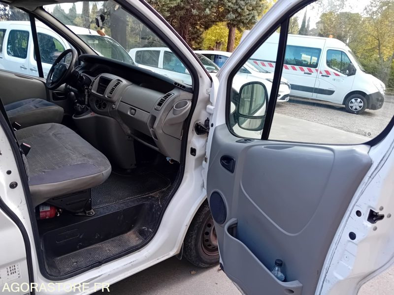 Minibus, People carrier RENAULT TRAFIC DCI 115 L2H2 VP 9 places: picture 6