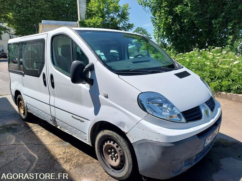 RENAULT TRAFIC DCI 115CH 9 PLACES - Minibus, People carrier: picture 3 RENAULT TRAFIC DCI 115CH 9 PLACES - Minibus, People carrier: picture 3