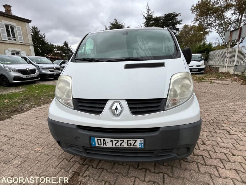 RENAULT TRAFIC L2H1 - 2013 / 202 310 KM - Panel van: picture 2 RENAULT TRAFIC L2H1 - 2013 / 202 310 KM - Panel van: picture 2