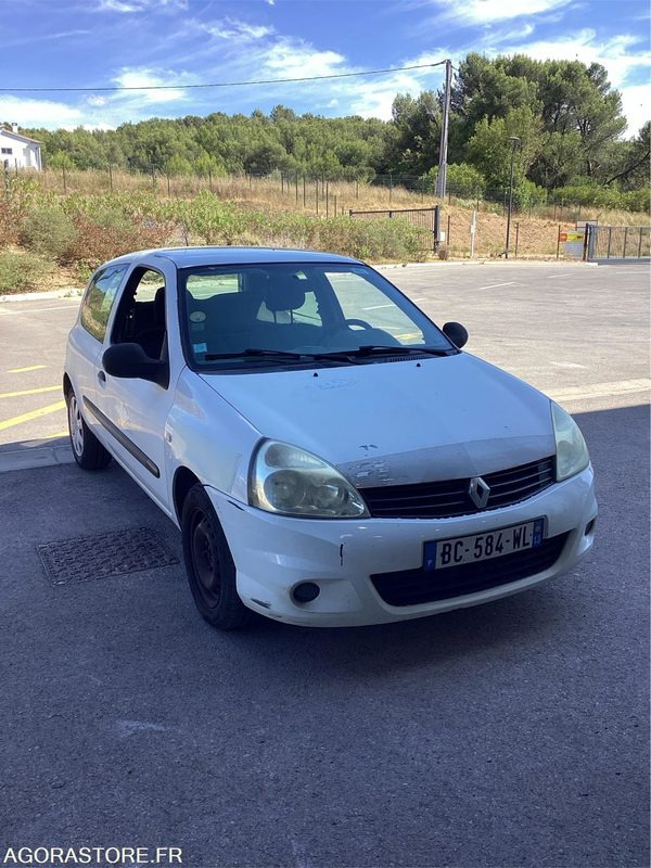 Renault Clio - 2010 - 206955kms (P0402649) - Car: picture 1 Renault Clio - 2010 - 206955kms (P0402649) - Car: picture 1