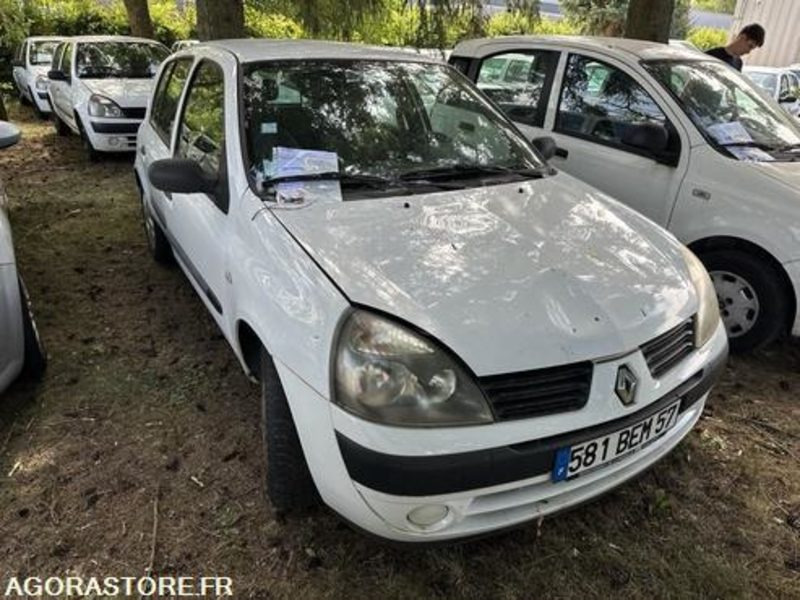 Renault Clio - 581BEM57 - Car: picture 2 Renault Clio - 581BEM57 - Car: picture 2
