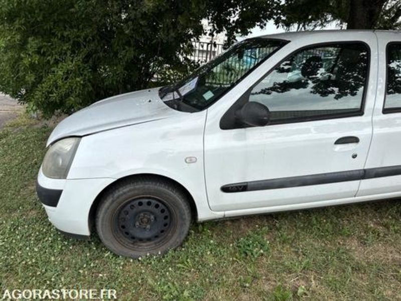 Renault Clio - CY913AQ - Car: picture 2 Renault Clio - CY913AQ - Car: picture 2