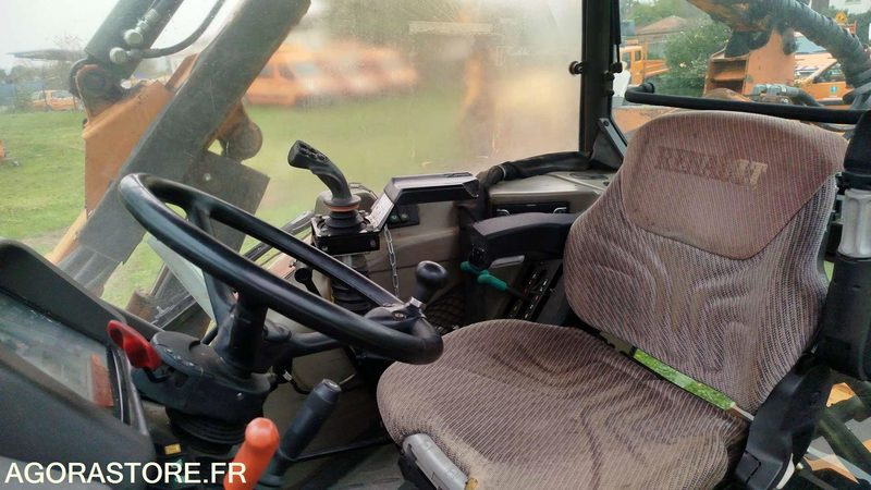 Renault Ergos 446 - 2009 - 12756h - 803CKY31 - Farm tractor: picture 4 Renault Ergos 446 - 2009 - 12756h - 803CKY31 - Farm tractor: picture 4
