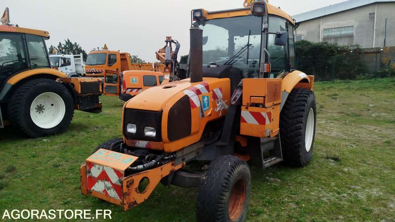Renault Ergos 85 - 2000 - 10201h - 547AFZ31 - Farm tractor: picture 1 Renault Ergos 85 - 2000 - 10201h - 547AFZ31 - Farm tractor: picture 1