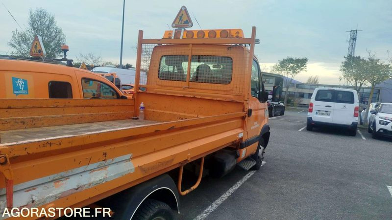 Renault Mascott - 2003 - 209464km - 466BDE31 - Tipper van: picture 2 Renault Mascott - 2003 - 209464km - 466BDE31 - Tipper van: picture 2