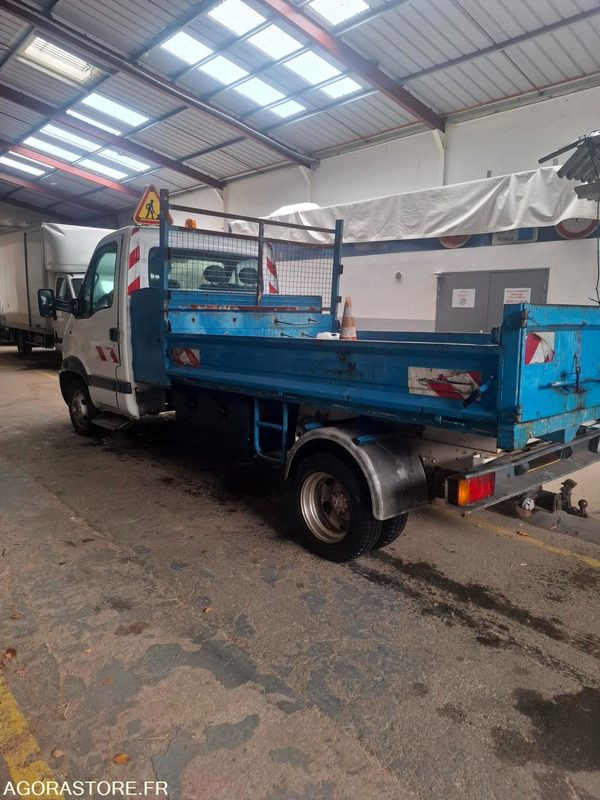 Renault Mascott benne roues jumelées 183615kms 2000 - Tipper van: picture 3 Renault Mascott benne roues jumelées 183615kms 2000 - Tipper van: picture 3