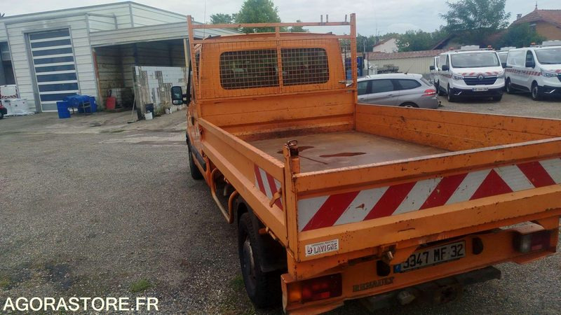 Renault - Master - 2003 - 507719 kms - Tipper van: picture 2 Renault - Master - 2003 - 507719 kms - Tipper van: picture 2