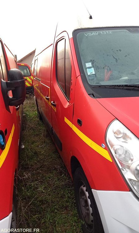 Renault - Master - 2013 - CV602VF - Ambulance: picture 2 Renault - Master - 2013 - CV602VF - Ambulance: picture 2