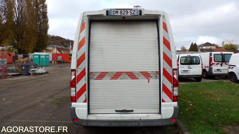 Renault Master - 2014 - 117443kms - DM-829-SZ - Panel van: picture 2 Renault Master - 2014 - 117443kms - DM-829-SZ - Panel van: picture 2