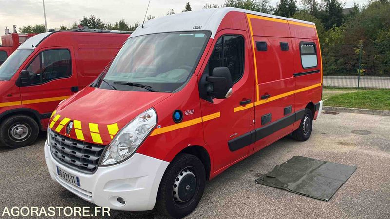 Renault Master III dci 125 - 18/06/2014 - Ambulance: picture 1 Renault Master III dci 125 - 18/06/2014 - Ambulance: picture 1