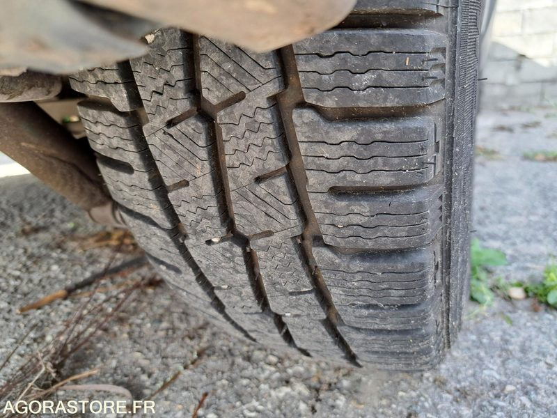 Panel van Renault Trafic - 2006 - 75540kms - 273CTL38: picture 8