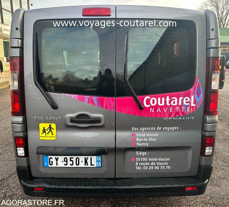 Renault Trafic 9 places / GY-950-KL / 275 557kms - Minibus, People carrier: picture 5 Renault Trafic 9 places / GY-950-KL / 275 557kms - Minibus, People carrier: picture 5